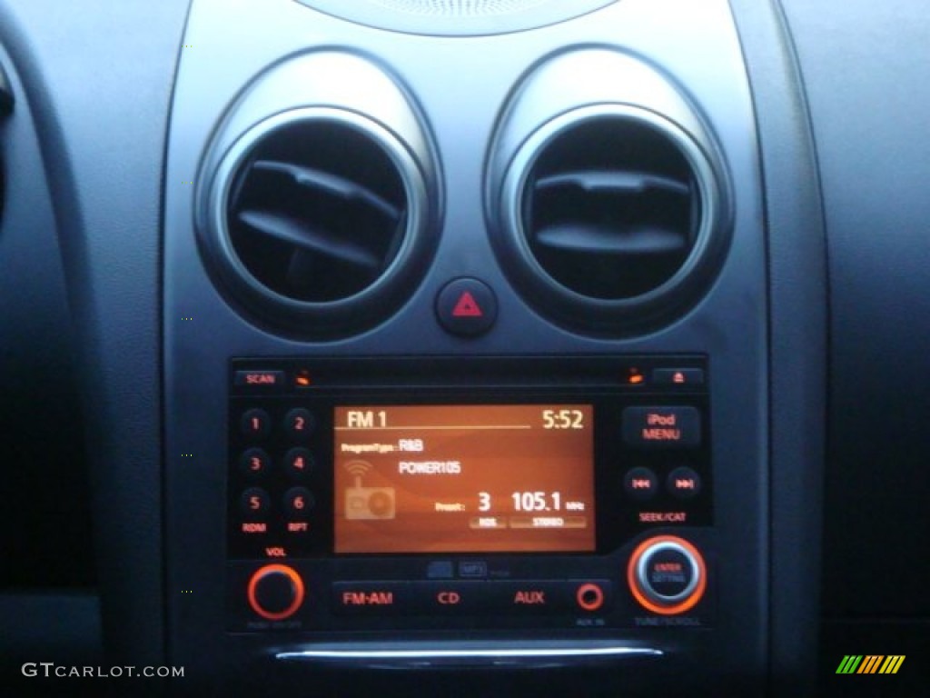 2011 Rogue SV AWD - Gotham Gray Metallic / Black photo #23