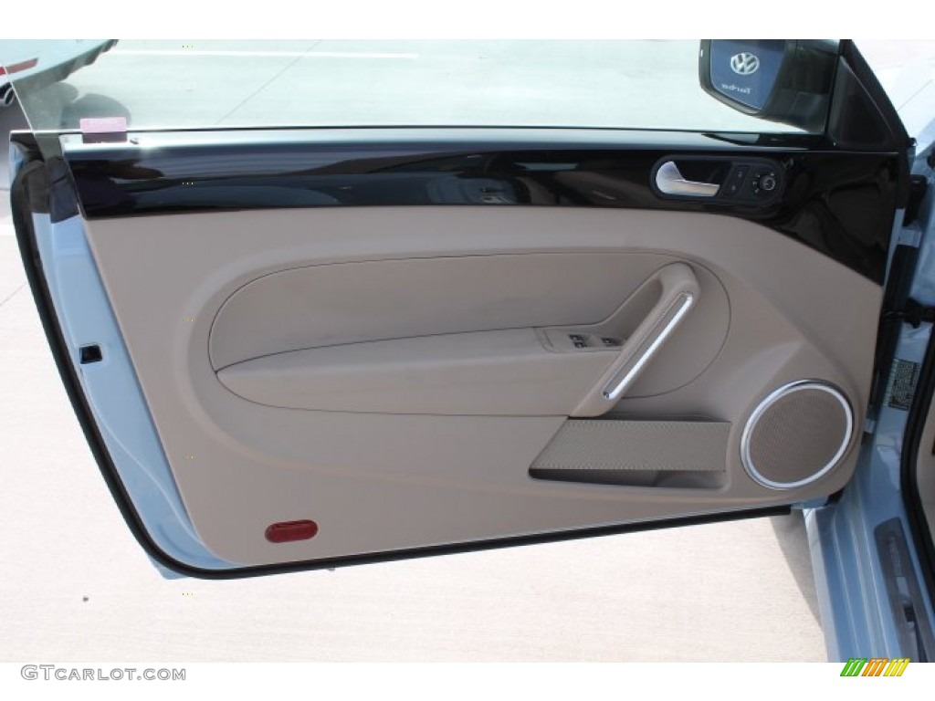 2015 Volkswagen Beetle R Line 2.0T Convertible Beige Door Panel Photo #98626842