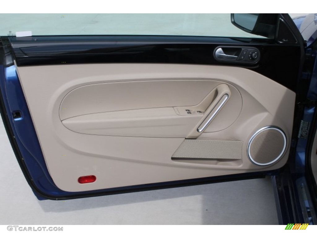 2015 Volkswagen Beetle R Line 2.0T Convertible Beige Door Panel Photo #98627346