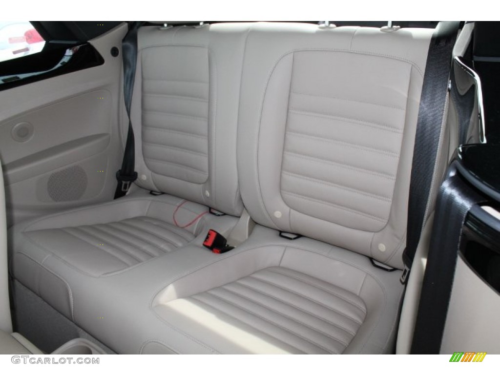 2015 Volkswagen Beetle R Line 2.0T Convertible Rear Seat Photo #98627562
