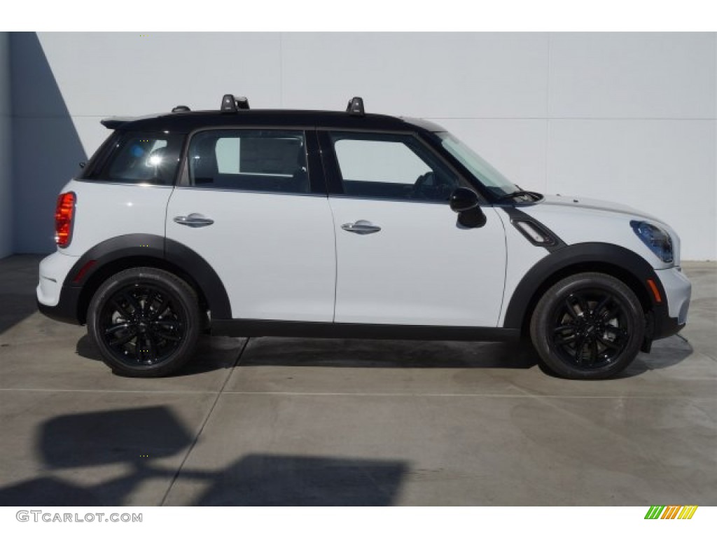 Light White 2015 Mini Countryman Cooper S Exterior Photo #98630934