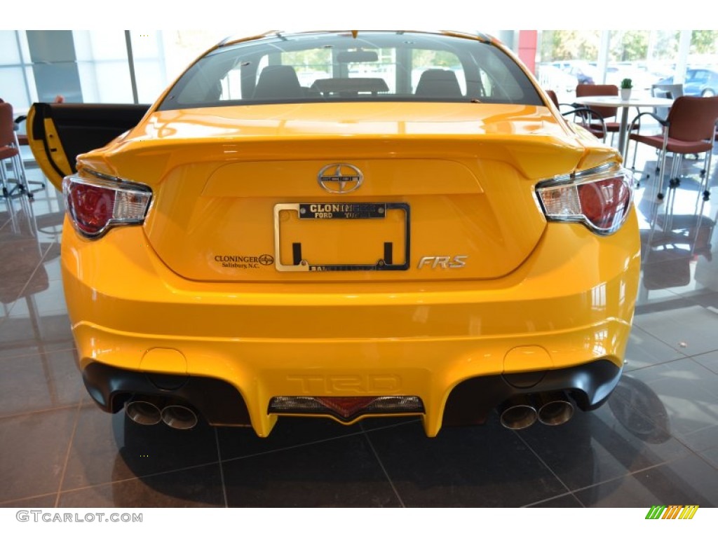2015 FR-S Release Series 1.0 - RS 1.0 Yuzu Yellow / Black/Red Accents photo #10