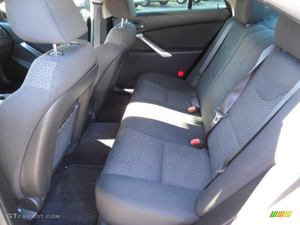 2010 G6 Sedan - Summit White / Ebony photo #5