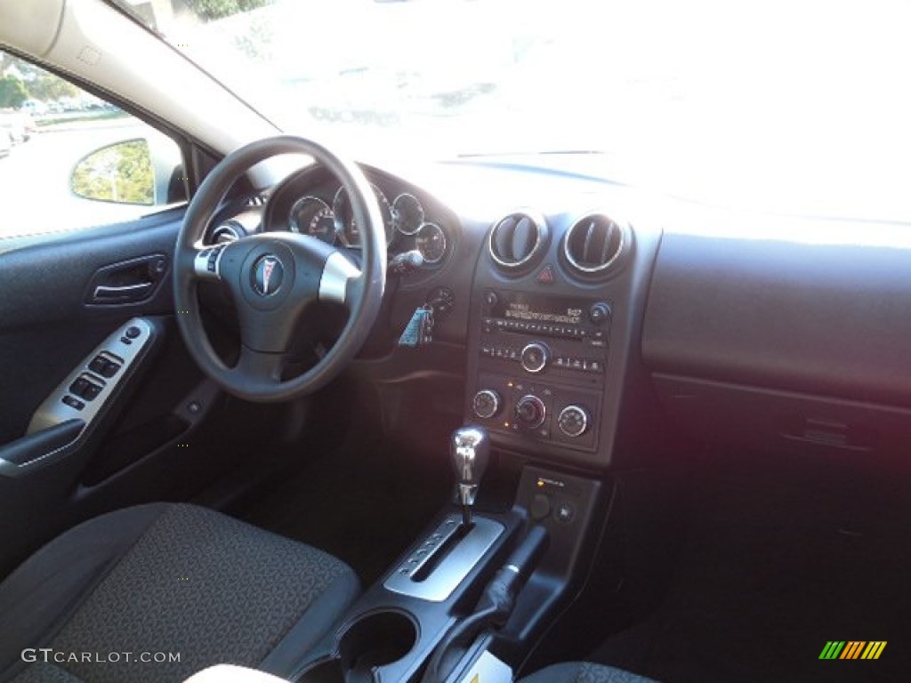 2010 G6 Sedan - Summit White / Ebony photo #11