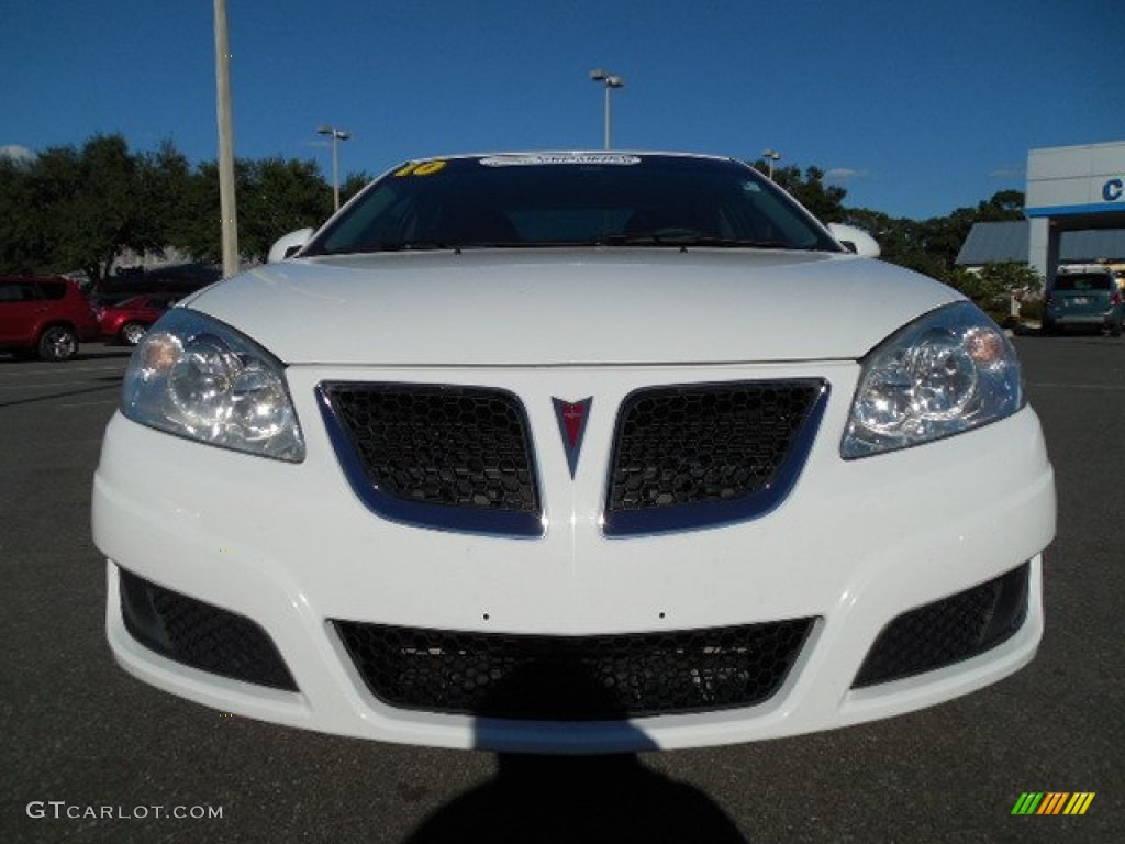 2010 G6 Sedan - Summit White / Ebony photo #13