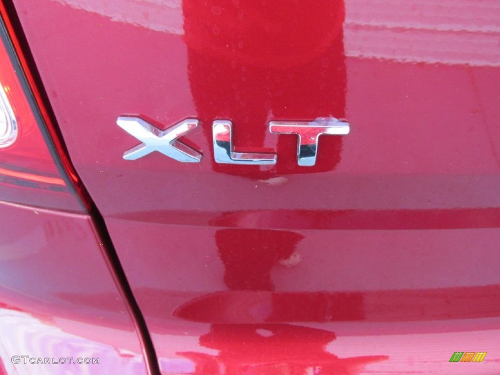 2015 Explorer XLT - Ruby Red / Charcoal Black photo #13