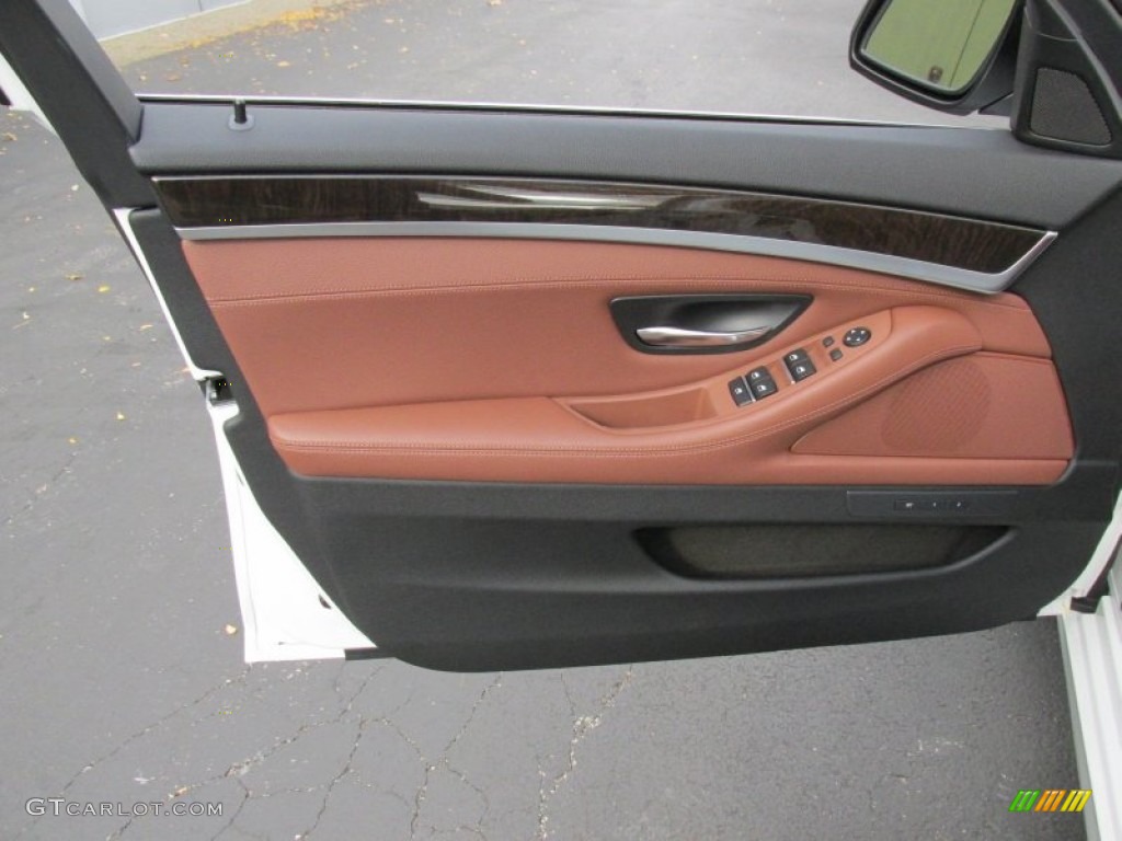 2015 BMW 5 Series 535i xDrive Sedan Door Panel Photos