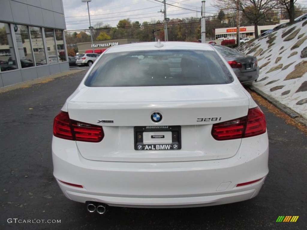 2015 3 Series 328i xDrive Sedan - Alpine White / Black photo #5