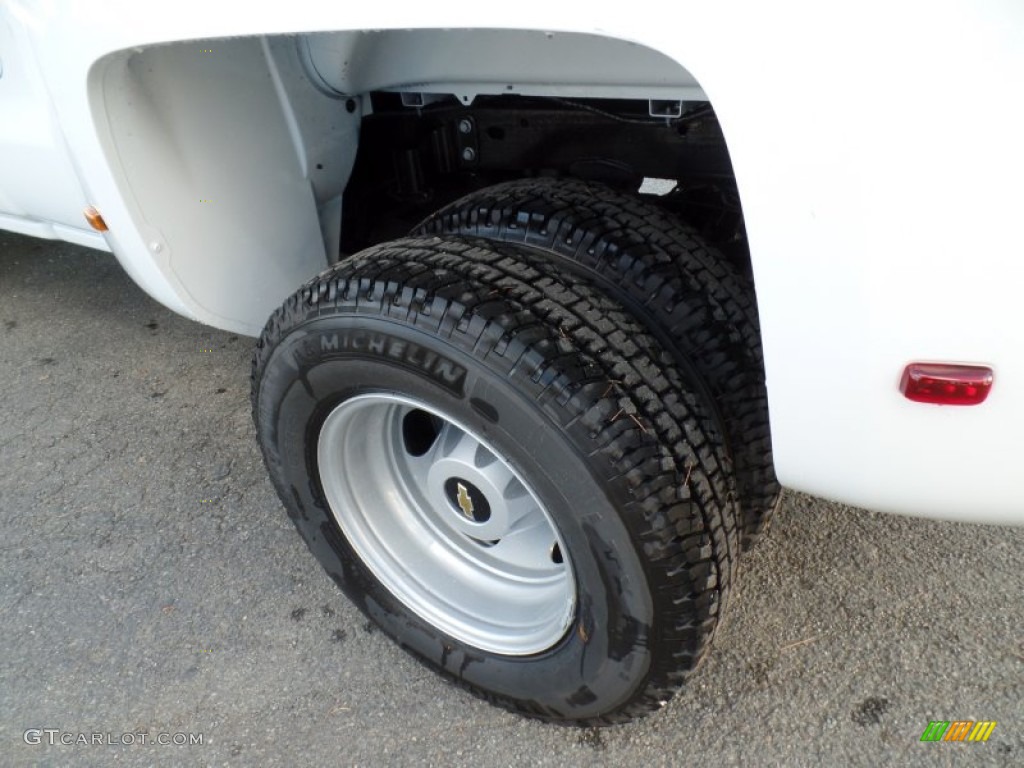 2015 Chevrolet Silverado 3500HD WT Regular Cab Dual Rear Wheel 4x4 Wheel Photo #98653868
