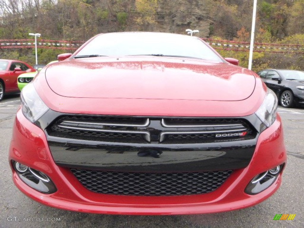 2015 Dart GT - Redline Red 2 Coat Pearl / Black/Ruby Red Accent Stitching photo #8