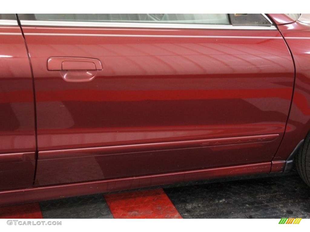 2003 Galant ES - Ultra Red Pearl / Gray photo #41