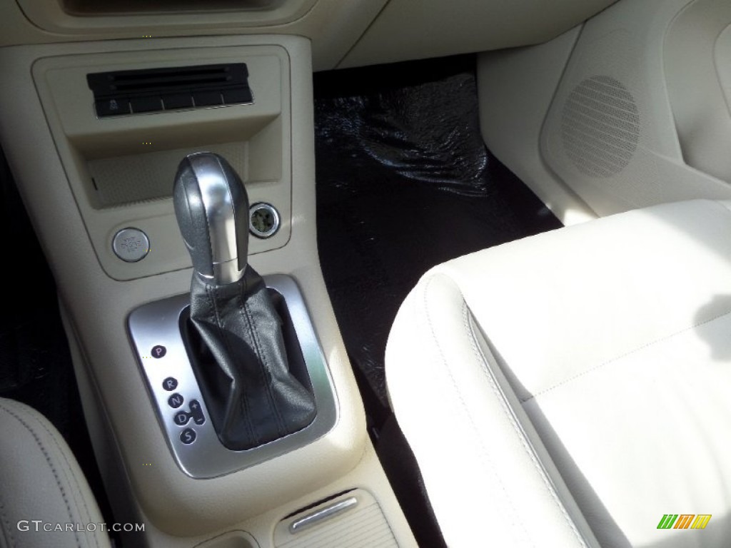 2012 Tiguan SEL - Deep Black Metallic / Beige photo #19