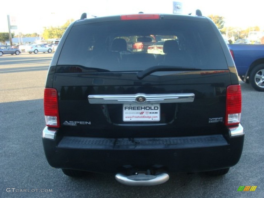 2007 Aspen Limited HEMI 4WD - Brilliant Black Crystal Pearl / Dark Khaki/Light Graystone photo #5