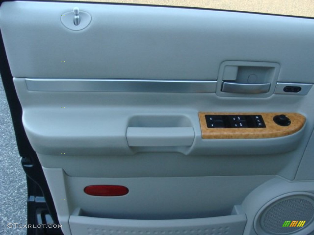 2007 Aspen Limited HEMI 4WD - Brilliant Black Crystal Pearl / Dark Khaki/Light Graystone photo #14