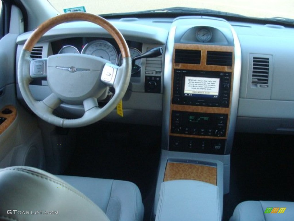 2007 Aspen Limited HEMI 4WD - Brilliant Black Crystal Pearl / Dark Khaki/Light Graystone photo #19