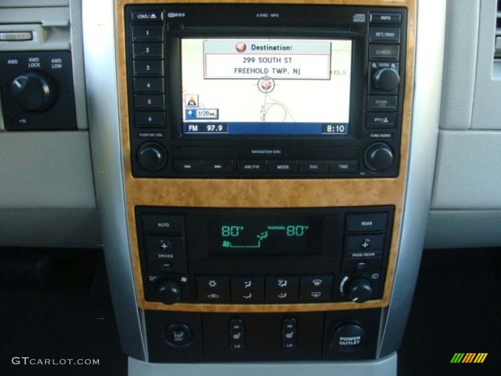 2007 Aspen Limited HEMI 4WD - Brilliant Black Crystal Pearl / Dark Khaki/Light Graystone photo #24