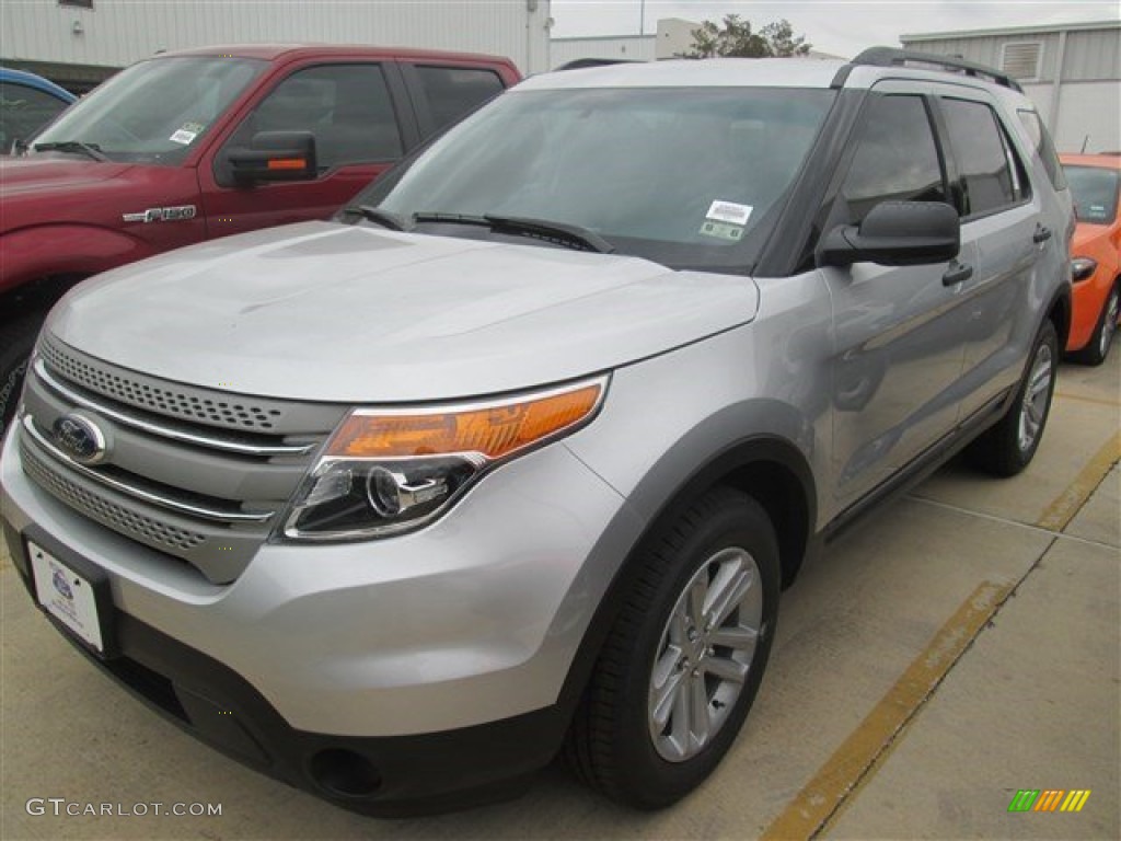 2015 Explorer FWD - Ingot Silver / Medium Light Stone photo #6