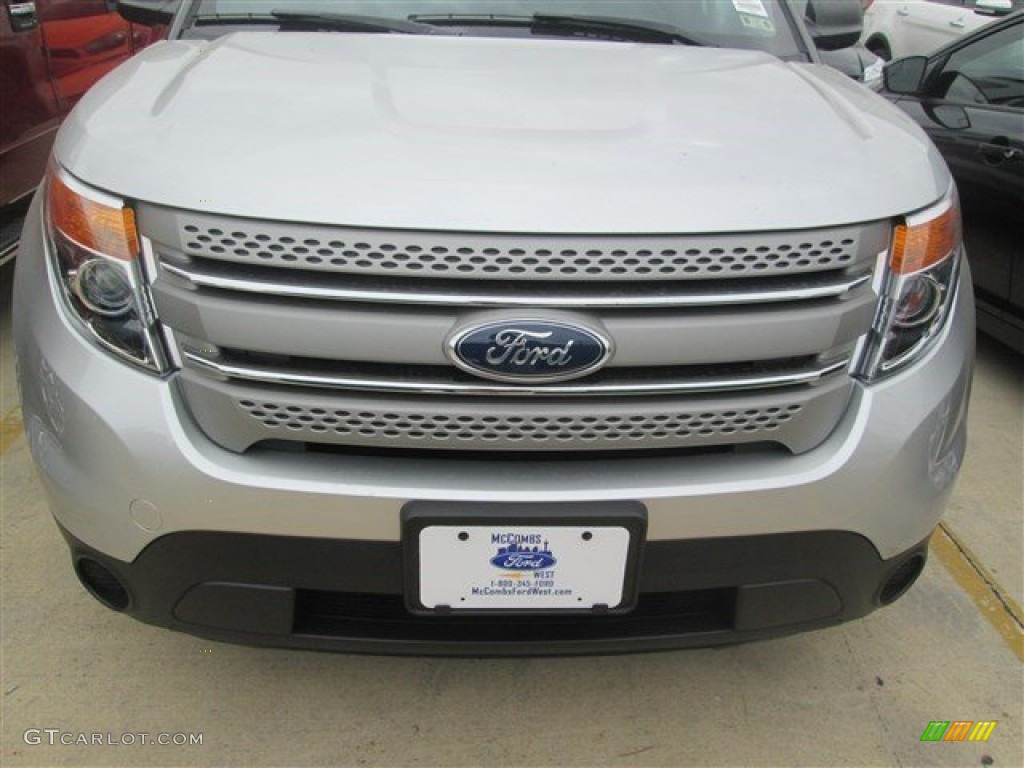 2015 Explorer FWD - Ingot Silver / Medium Light Stone photo #9