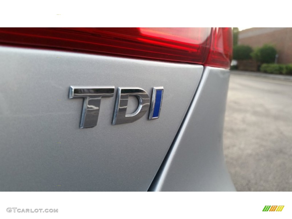 2012 Jetta TDI Sedan - Reflex Silver Metallic / Titan Black photo #16