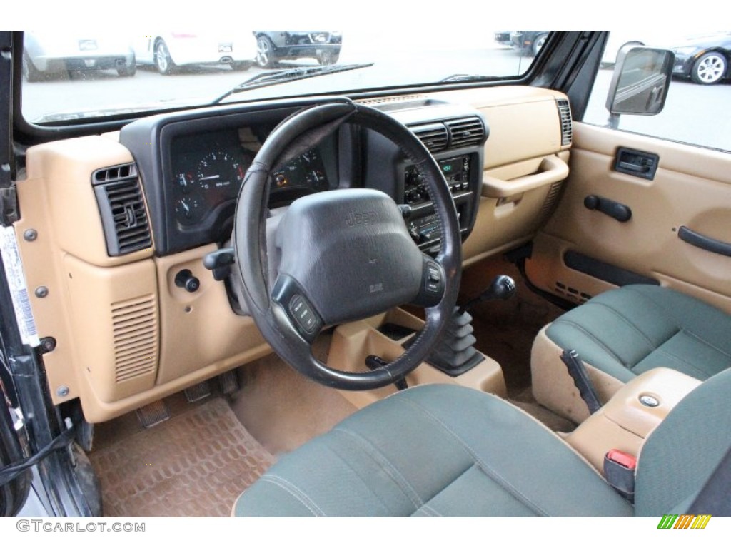 Green/Khaki Interior 1998 Jeep Wrangler Sahara 4x4 Photo #98671925