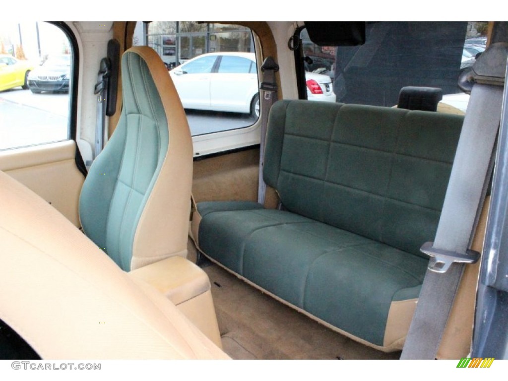 1998 Jeep Wrangler Sahara 4x4 Rear Seat Photo #98672053