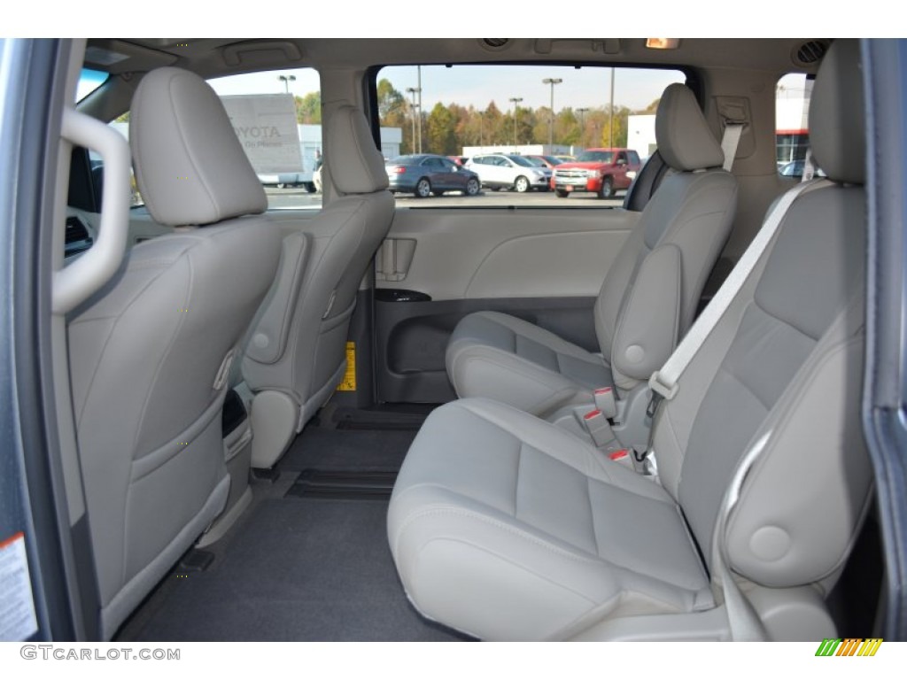 2015 Toyota Sienna XLE Rear Seat Photo #98675549