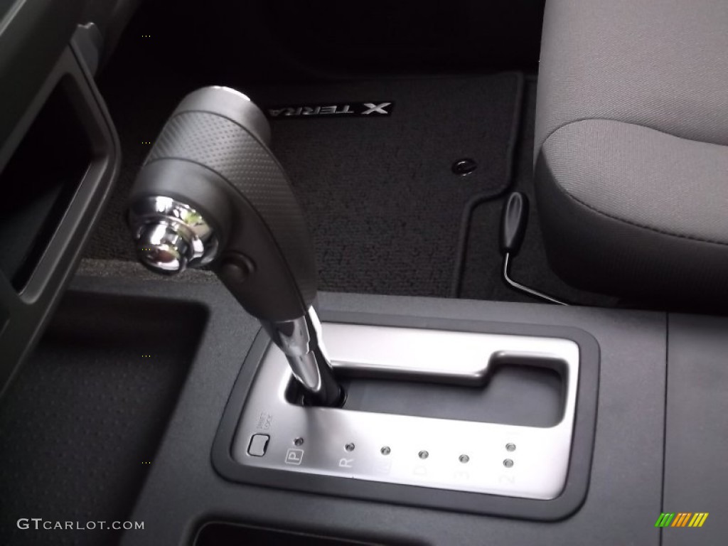 2015 Nissan Xterra S 4x4 Transmission Photos
