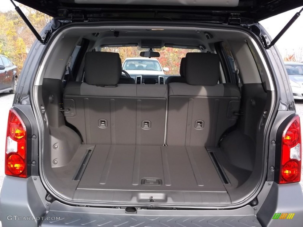 2015 Nissan Xterra S 4x4 Trunk Photos