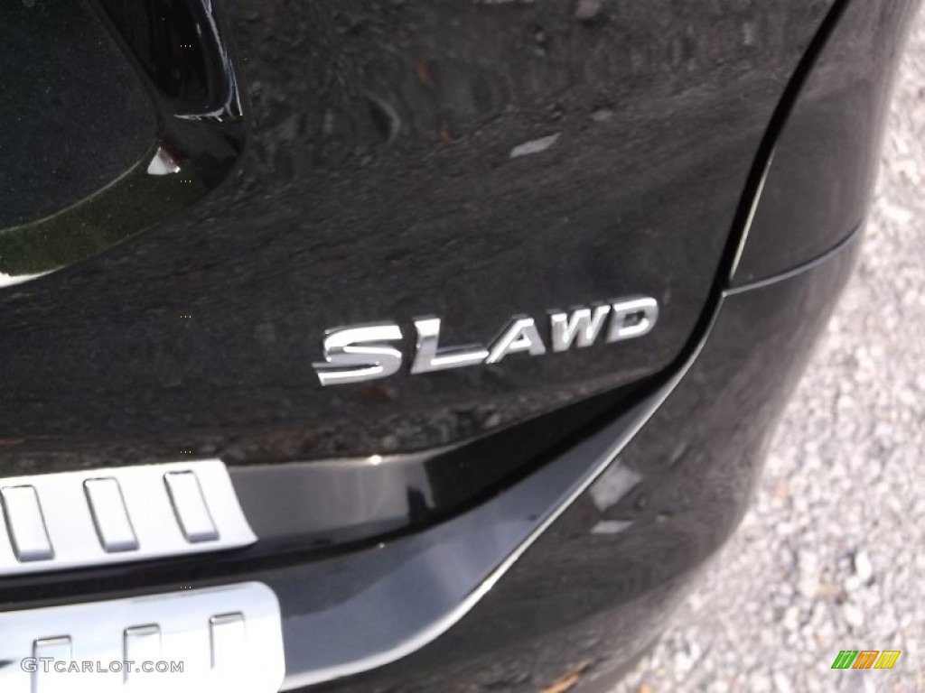 2015 Rogue SL AWD - Super Black / Charcoal photo #8