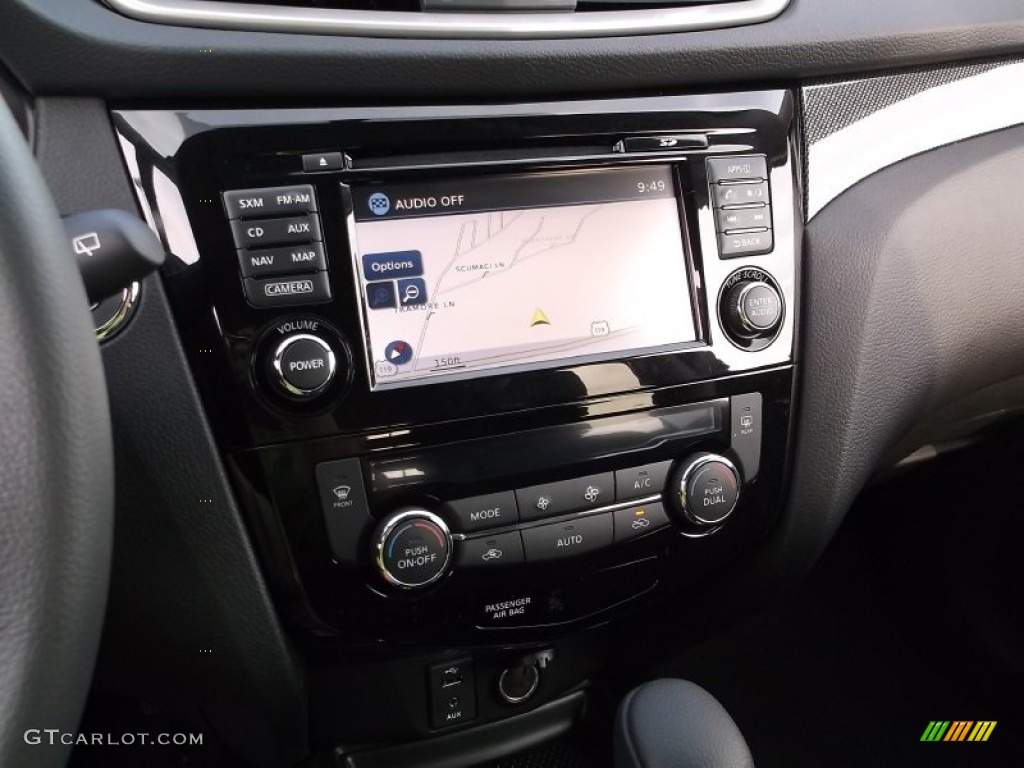 2015 Rogue SL AWD - Super Black / Charcoal photo #14