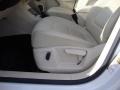 Candy White - Tiguan SE Photo No. 20