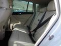 Candy White - Tiguan SE Photo No. 22