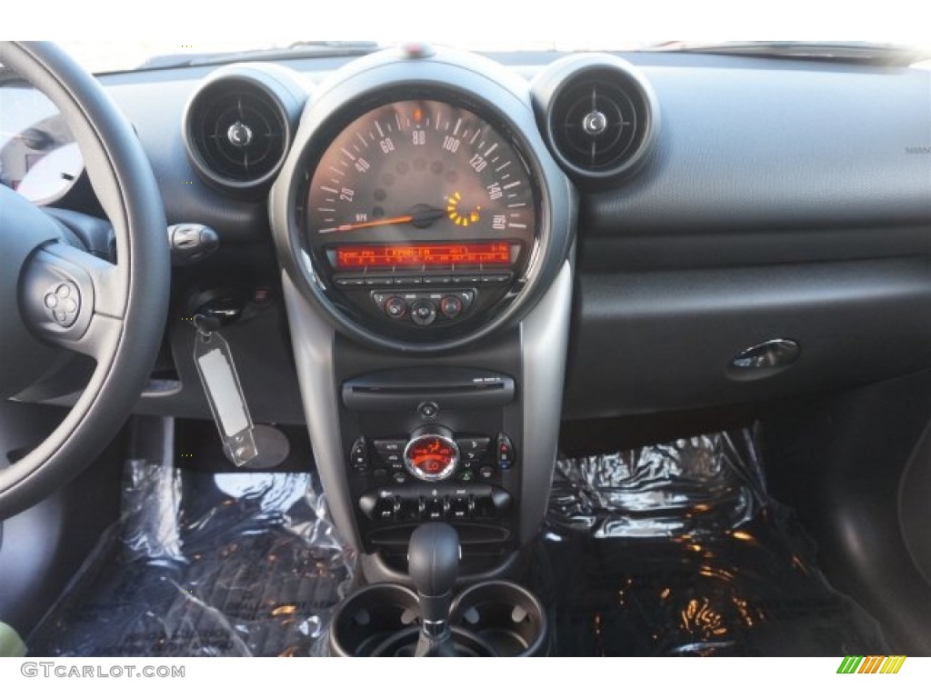 2015 Mini Paceman Cooper Controls Photo #98681333