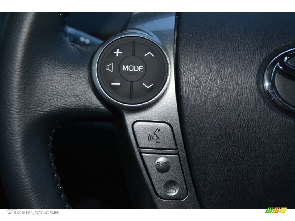 2015 Toyota Prius Persona Series Hybrid Controls Photo #98689837