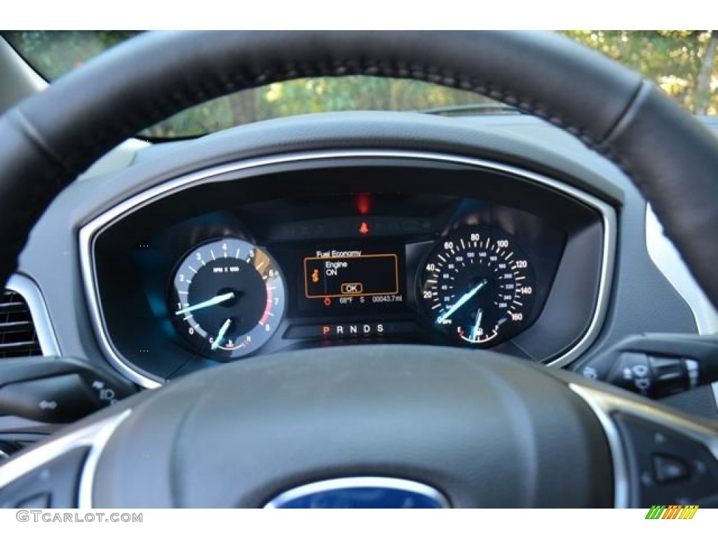 2015 Ford Fusion SE Gauges Photo #98692984