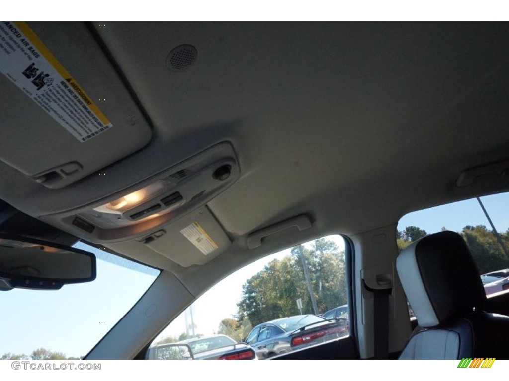 2012 Equinox LT - Twilight Blue Metallic / Light Titanium/Jet Black photo #11