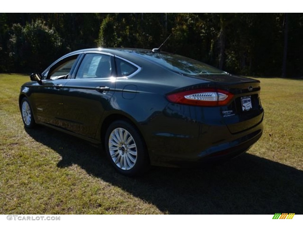 2015 Fusion Hybrid SE - Guard Metallic / Dune photo #8