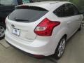 White Platinum - Focus Titanium Hatchback Photo No. 6