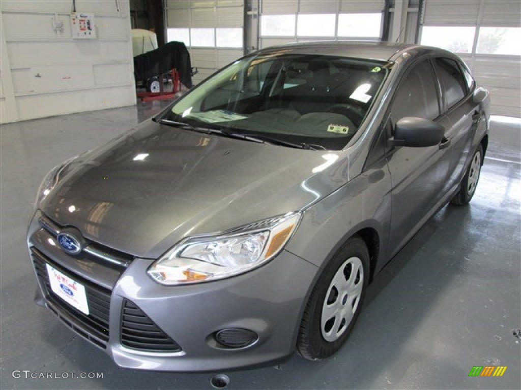 2014 Focus S Sedan - Sterling Gray / Charcoal Black photo #3