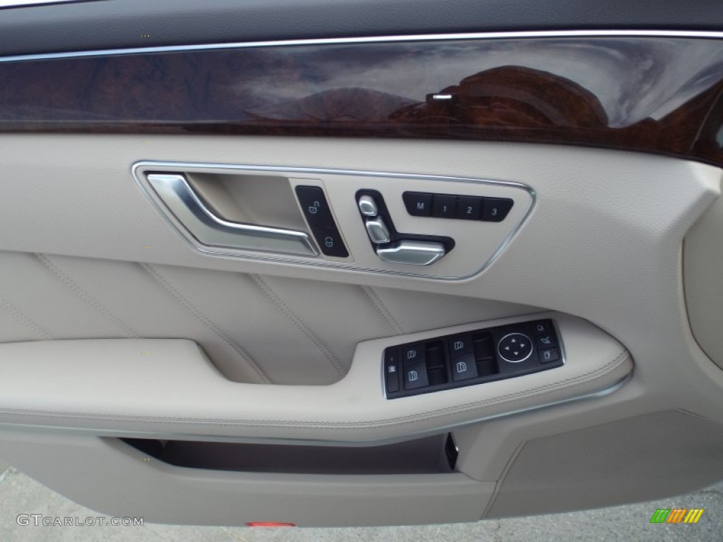 2015 Mercedes-Benz E 350 4Matic Wagon Silk Beige/Espresso Brown Door Panel Photo #98703424