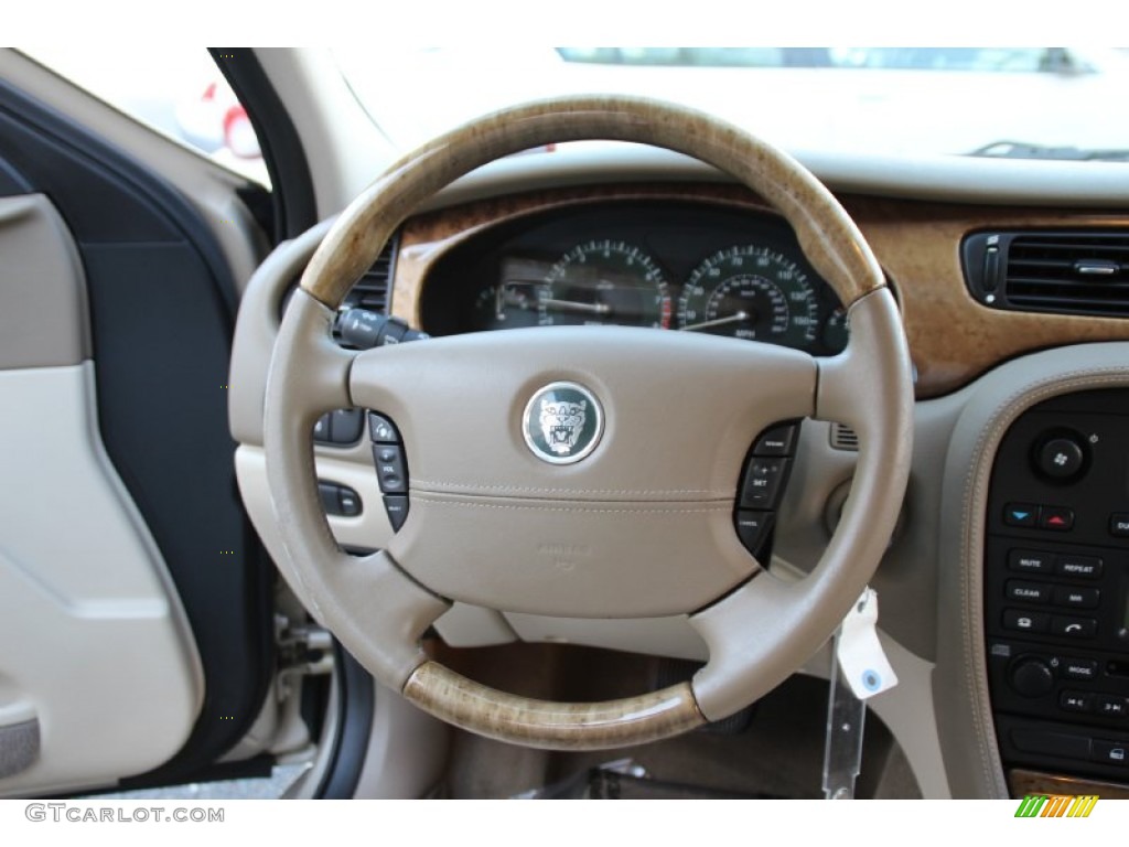 2003 Jaguar S-Type 3.0 Steering Wheel Photos