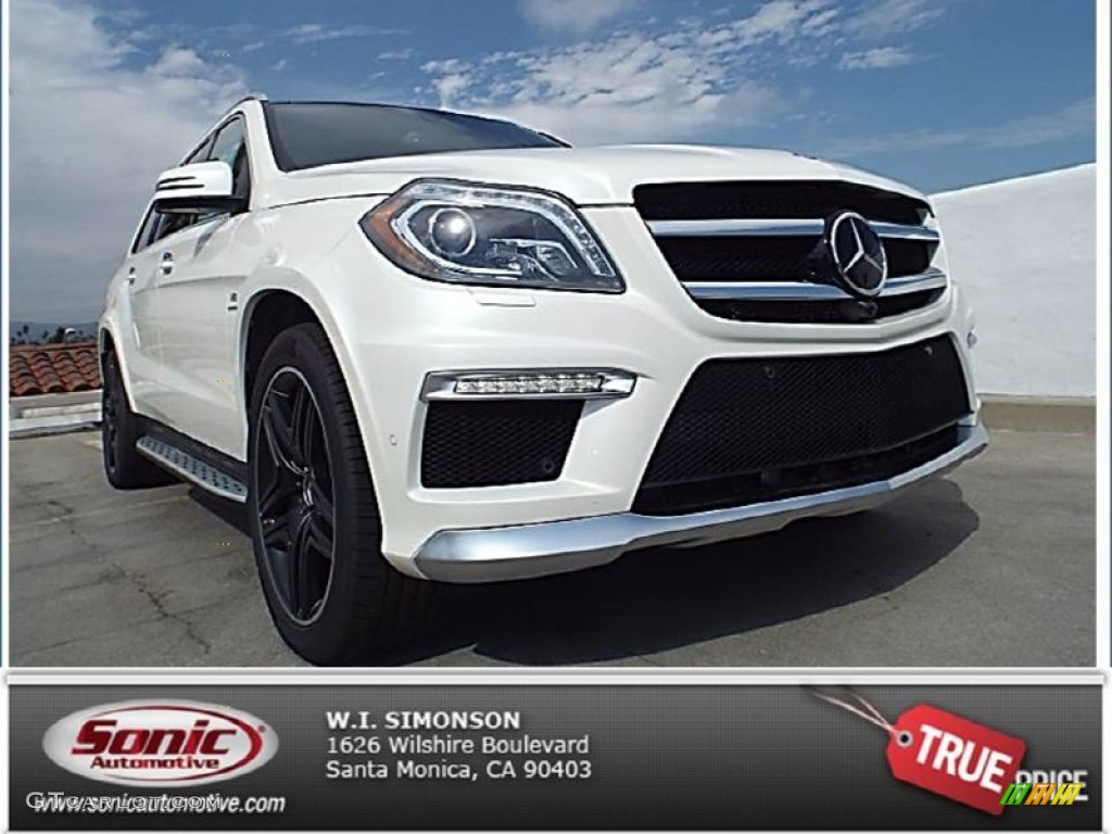 designo Diamond White Metallic Mercedes-Benz GL