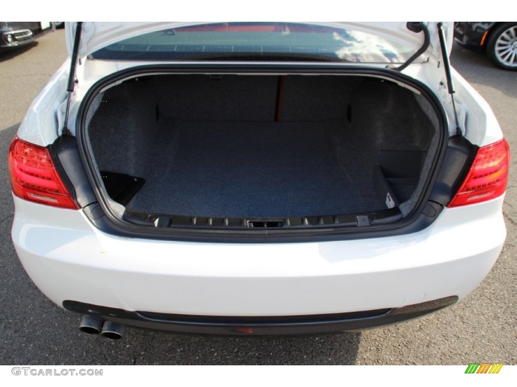 2011 BMW 3 Series 328i xDrive Coupe Trunk Photos
