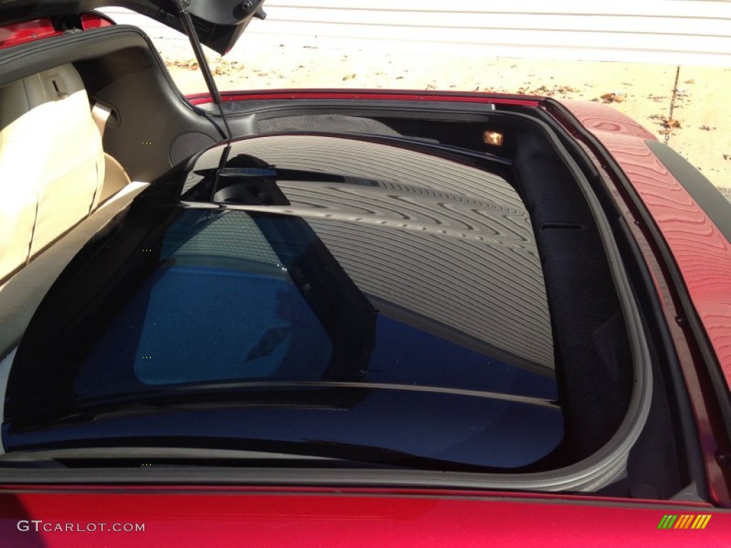2005 Corvette Coupe - Magnetic Red Metallic / Cashmere photo #54