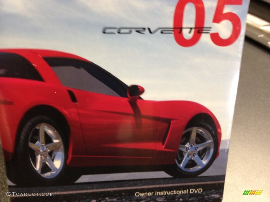 2005 Corvette Coupe - Magnetic Red Metallic / Cashmere photo #67