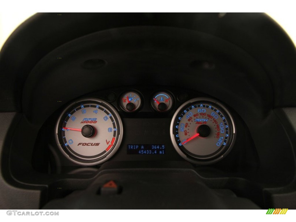2010 Focus SE Sedan - Natural Neutral Metallic / Charcoal Black photo #7