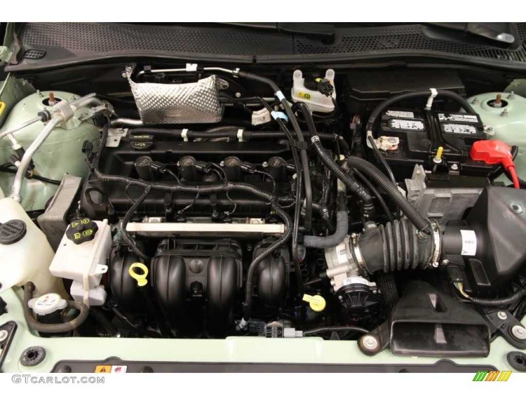 2010 Focus SE Sedan - Natural Neutral Metallic / Charcoal Black photo #13