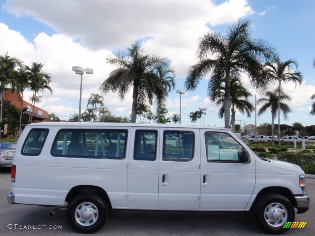 Oxford White 2014 Ford E-Series Van E350 XLT Extended 15 Passenger Van Exterior Photo #98708337