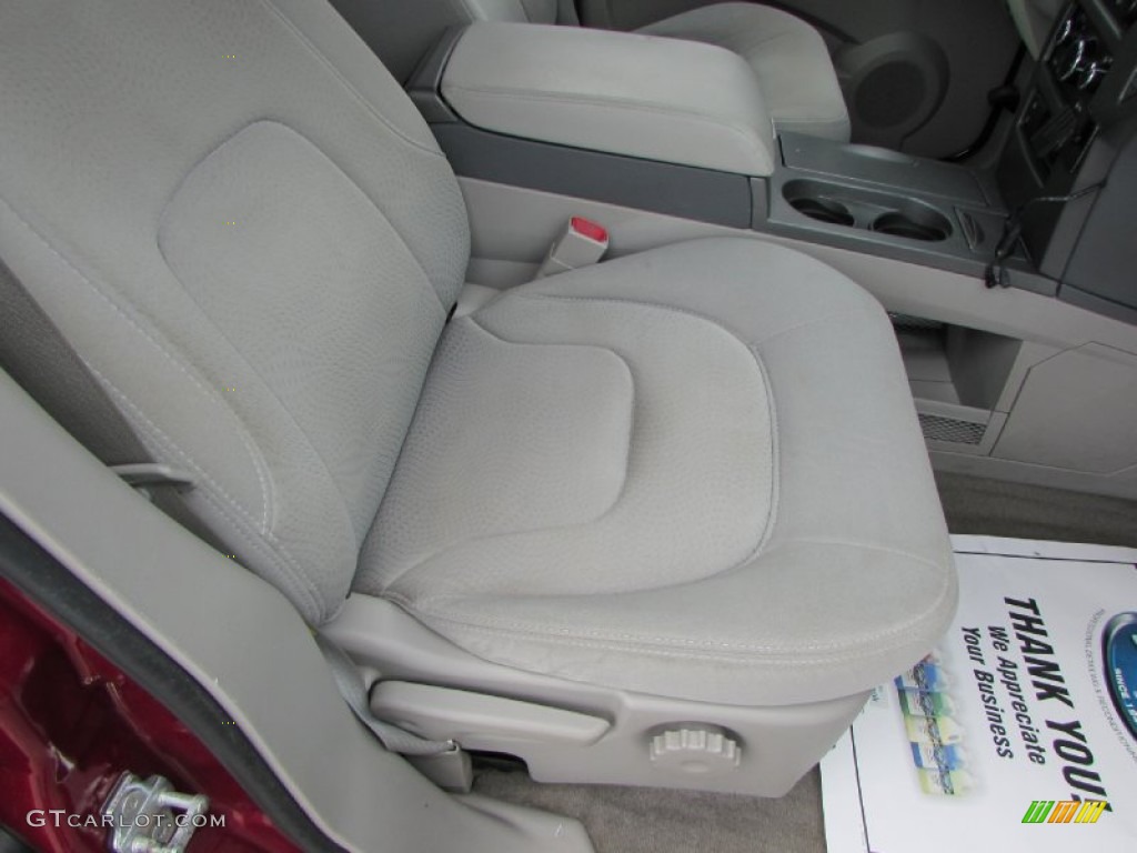 2005 Rendezvous CXL AWD - Cardinal Red Metallic / Light Neutral photo #16