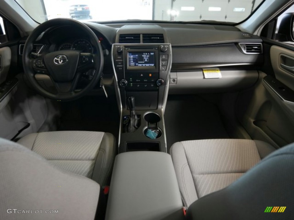 2015 Camry LE - Predawn Gray Mica / Ash photo #11